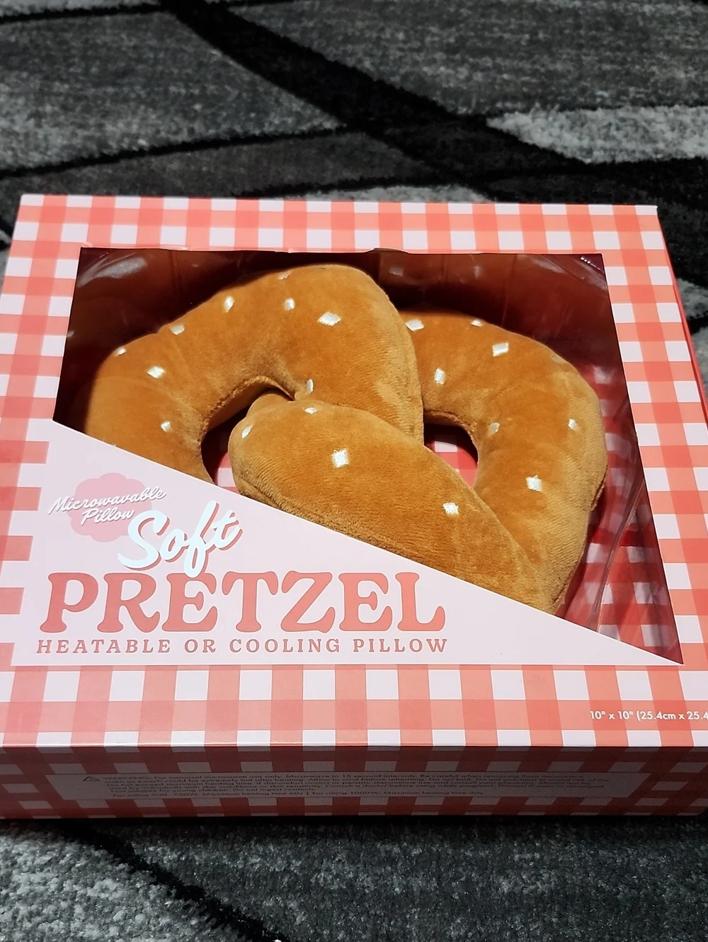 SOFT PRETZEL SHAPED HOT/COLD PLUSH PILLOW 10